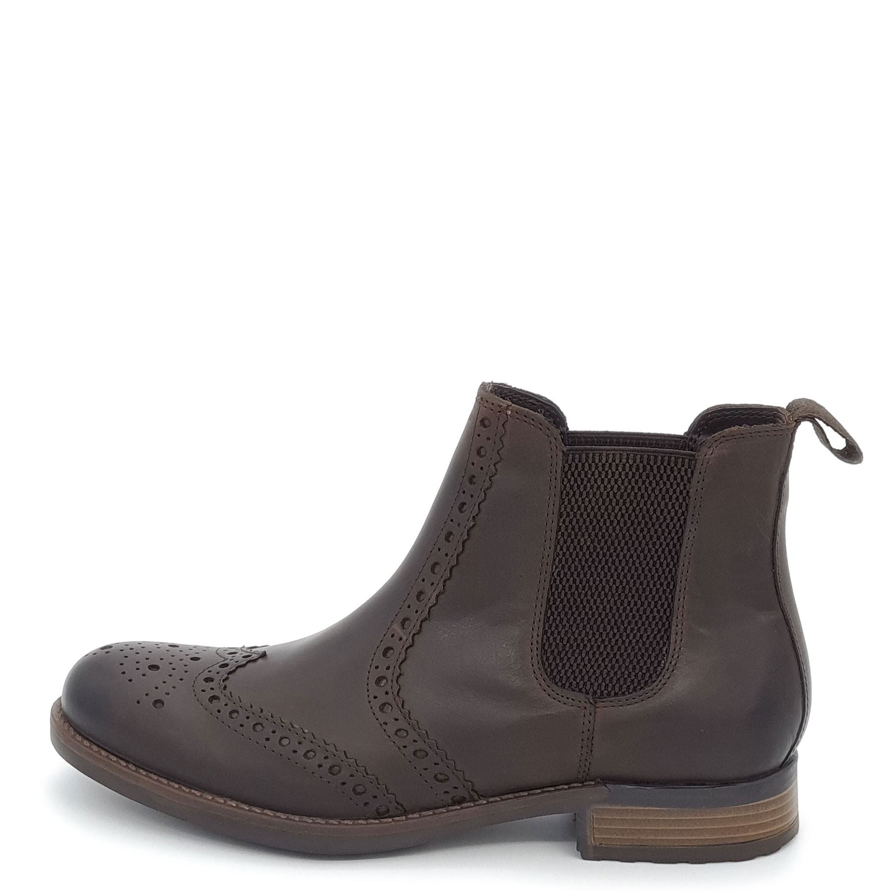 Black brogue 2024 chelsea boots